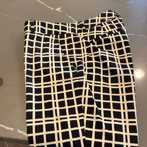 Banana Republic Patterned Dress Pants. Size 2